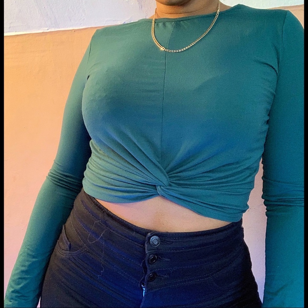 Long Sleeve Crop Top